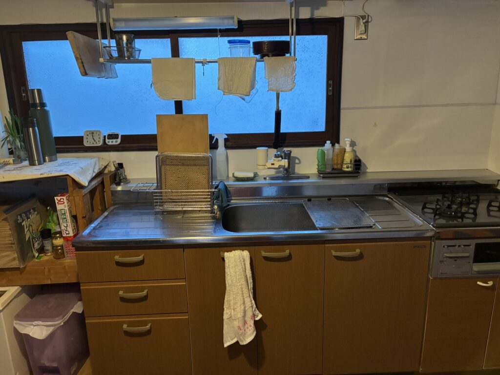 少し断捨離と整理整頓した現在のキッチン